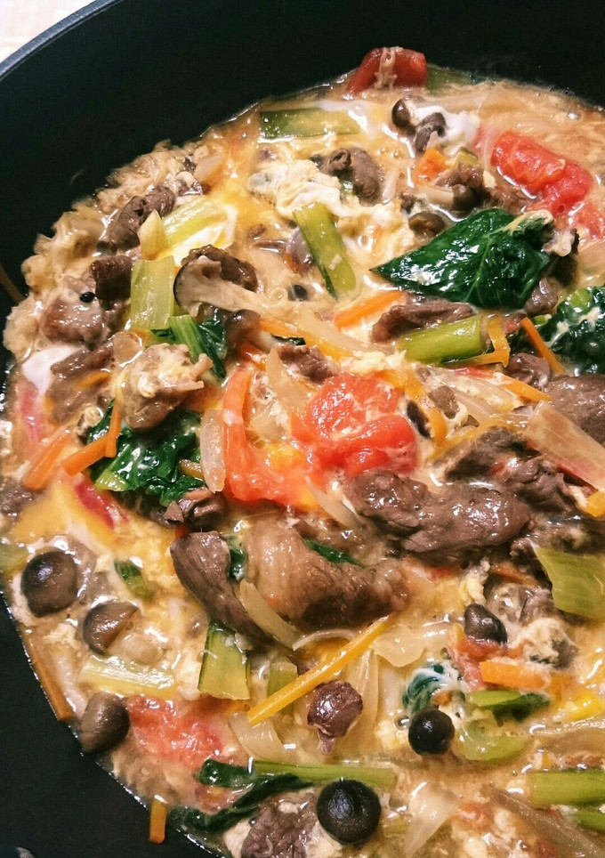 トマトと牛肉入り!ふわふわ卵とじ風♪-レシピのメイン写真