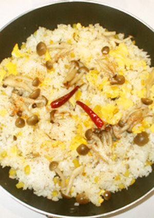 和風たくあん炒飯♪簡単アレンジ・リメイク-レシピのメイン写真