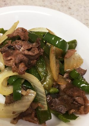 【あごだしつゆ】牛肉とピーマンの炒め物-レシピのメイン写真