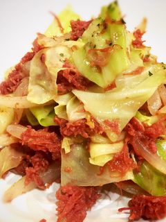 簡単で美味しい♪キャベツのコンビーフ炒め-レシピのメイン写真