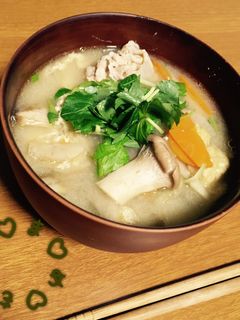 ぽかぽかほっこり♡我が家の豚汁-レシピのメイン写真