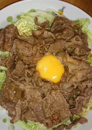 簡単☆美味しい牛肉キャベツの卵のせ-レシピのメイン写真