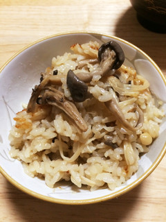 簡単・節約!きのこの炊き込み御飯-レシピのメイン写真