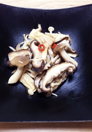旨みたっぷり！きのこのマリネ-レシピのメイン写真