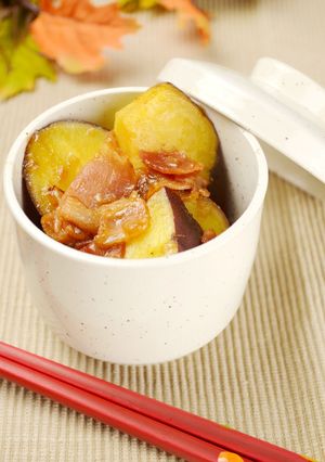 ホクホク♪ベーコンとさつまいもの簡単蒸煮-レシピのメイン写真