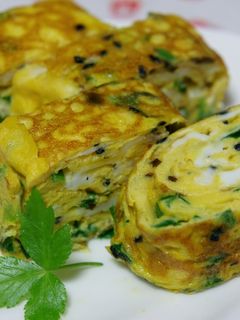 ニラと塩昆布のごちそう卵焼き-レシピのメイン写真