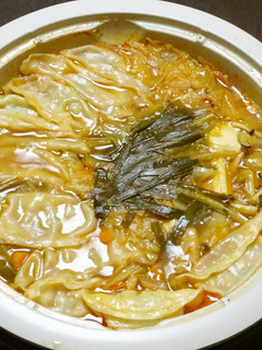 ダシダを使った韓国風餃子鍋-レシピのメイン写真