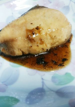 ブリの照り焼き 黒ニンニクとバター-レシピのメイン写真