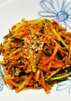 味付けはダシダだけ♪秋野菜のきんぴら-レシピのメイン写真