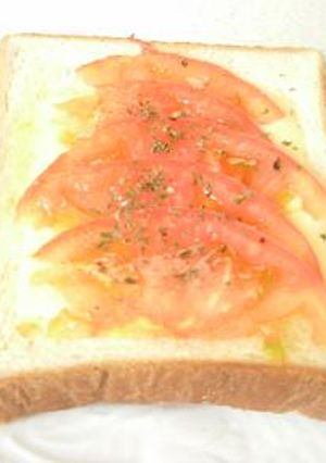 朝食にぴったり♪トマト&チーズトースト-レシピのメイン写真