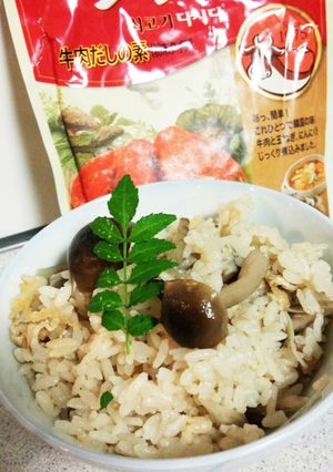 秋の簡単炊き込みご飯　牛肉ダシダ風味-レシピのメイン写真