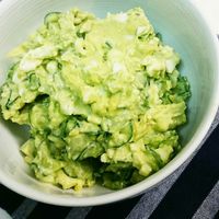 アボカドタルタル 基本からアレンジまで！思わずつくりたくなる「アボカド