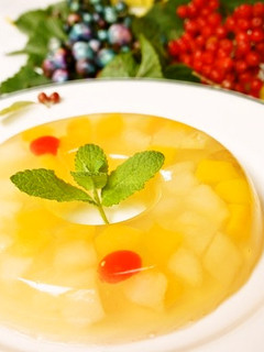 缶詰丸ごと使用!シロップ入のフルーツ寒天-レシピのメイン写真