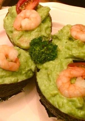 【簡単】えびとアボカドのファルシーサラダ-レシピのメイン写真