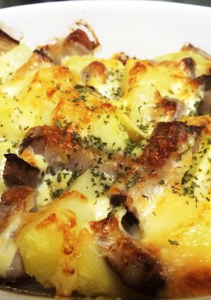ジャガイモとベーコンのチーズ焼き-レシピのメイン写真