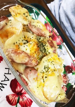 ジャガイモとウインナーのマヨ炒めチーズ焼-レシピのメイン写真