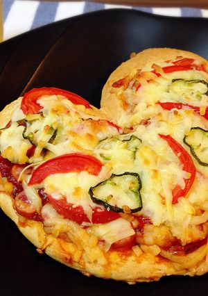 ホットケーキミックスde簡単♡ハートピザ-レシピのメイン写真