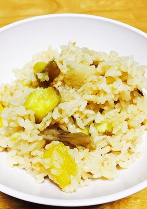 サツマイモと舞茸の炊き込みゴハン-レシピのメイン写真