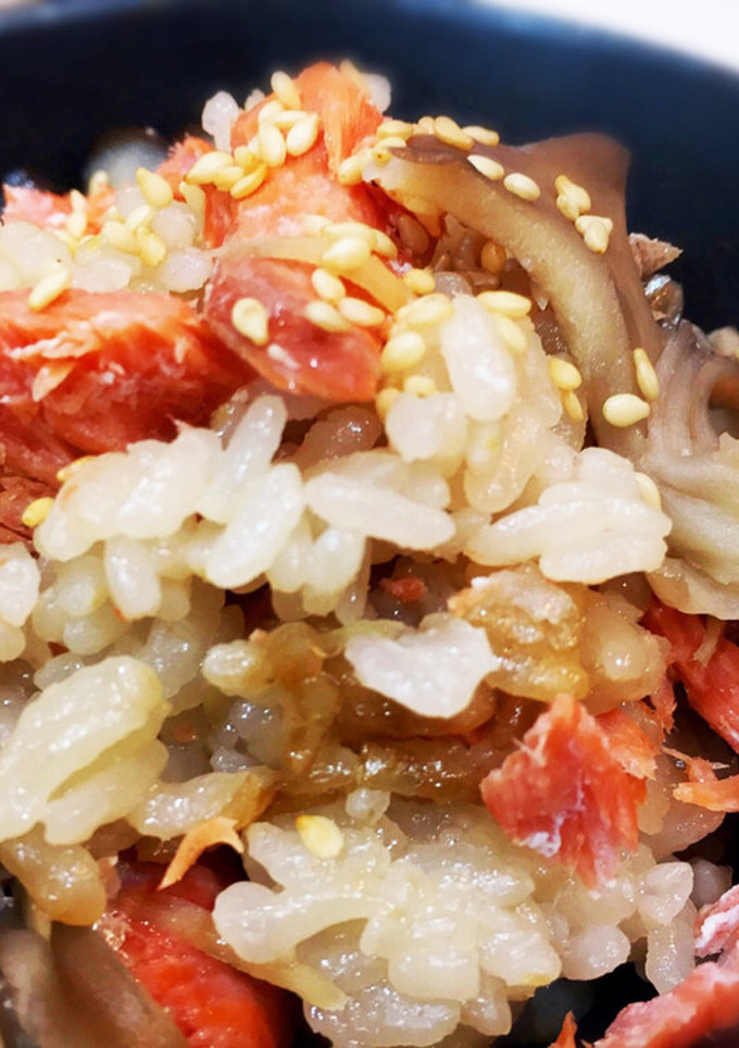 白だし・節約♪鮭と舞茸の炊き込みご飯-レシピのメイン写真