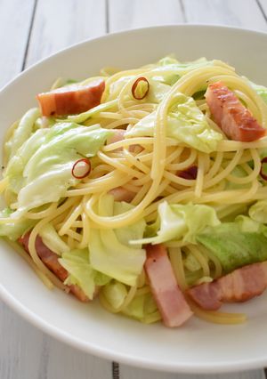 たっぷり春キャベツのペペロンチーノ-レシピのメイン写真
