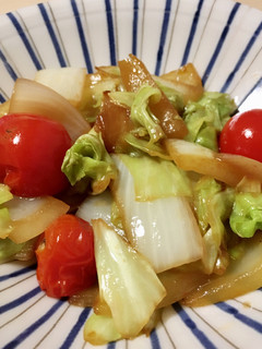 ミニトマトとキャベツのしょうゆ炒め-レシピのメイン写真