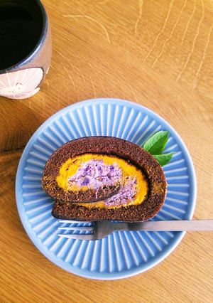 カボチャと紫芋のロールケーキ-レシピのメイン写真