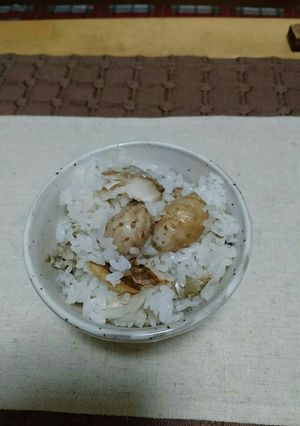 美味！里芋とサバの炊き込みご飯！-レシピのメイン写真