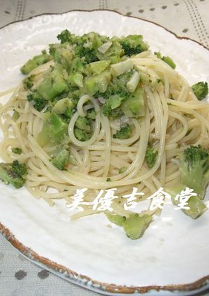 ブロッコリーの冷たいﾊﾟｽﾀ-レシピのメイン写真
