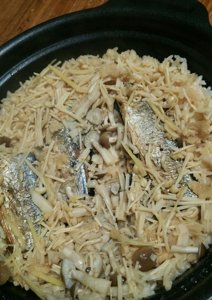 きのこと秋刀魚のご飯-レシピのメイン写真