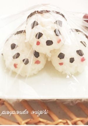 パンダのおにぎり-レシピのメイン写真