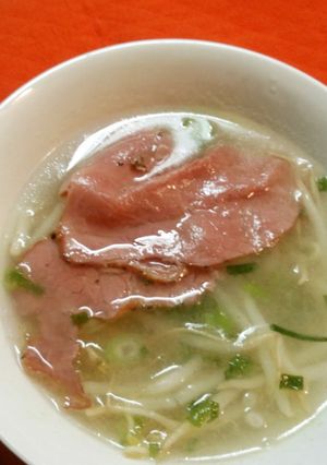 パストラミビーフとモヤシのスープ-レシピのメイン写真