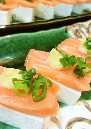 遊び心【サーモンやっこ寿司〜冷奴〜】-レシピのメイン写真