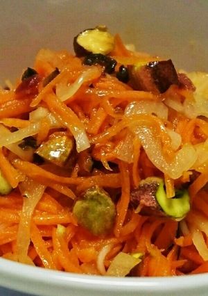 ピエトロでにんじんサラダ(ナッツ入♪)-レシピのメイン写真