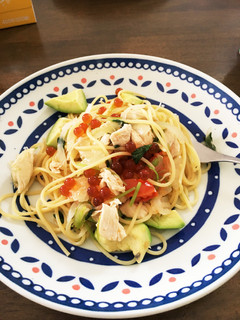 ささみとアボガドのパスタ いくら添え♡-レシピのメイン写真