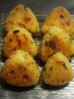 冷めても美味しい!たぬき焼きおにぎり-レシピのメイン写真