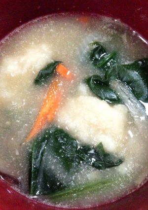 寒い日に☆おから芋団子と野菜のみそ汁-レシピのメイン写真