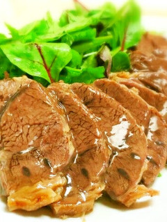 ダシダで簡単!牛すね肉の煮込み-レシピのメイン写真
