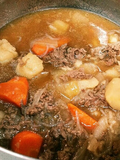ダシダで肉じゃが♪-レシピのメイン写真