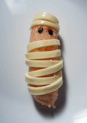 ハロウィン♪ミイラ男のおにぎり-レシピのメイン写真
