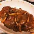 ハッシュドビーフの素で★煮込みハンバーグ