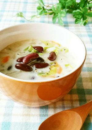 朝食にも♪お豆と野菜の豆乳スープ-レシピのメイン写真