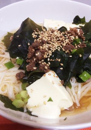 簡単 あごだし香る豆腐そぼろうどん-レシピのメイン写真