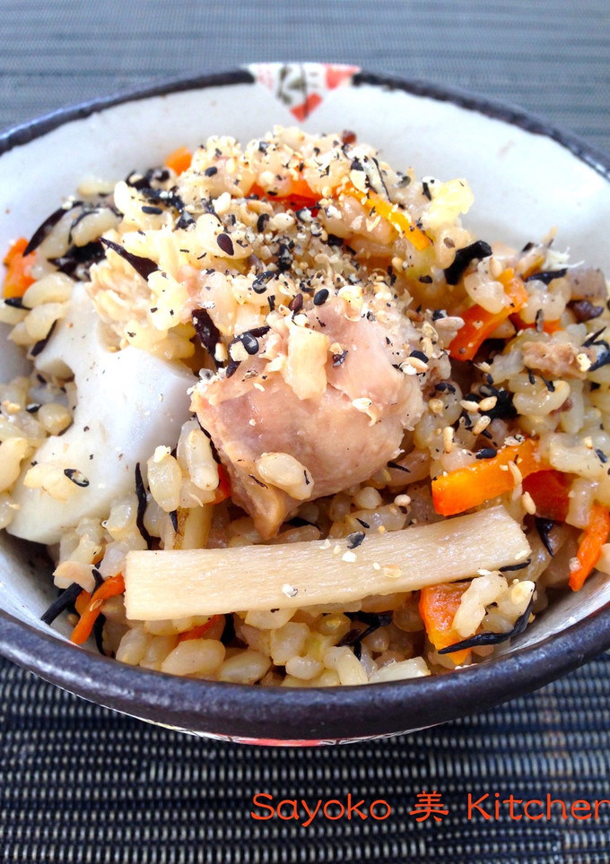 根菜の五目玄米炊き込み御飯-レシピのメイン写真