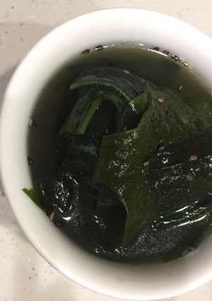 超簡単！忙しい朝に☆ダシダでわかめスープ-レシピのメイン写真