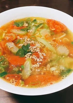 セロリ入り☆やみつきトマトラーメン♪-レシピのメイン写真