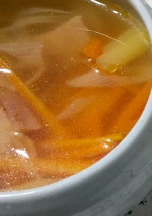 電子レンジで出来る！コンソメスープ-レシピのメイン写真