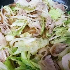 A picture of シンプル☆豚バラとキャベツの味噌炒め.