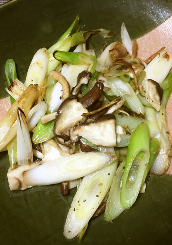おつまみに☆長ねぎと椎茸のパパッと炒め♪-レシピのメイン写真