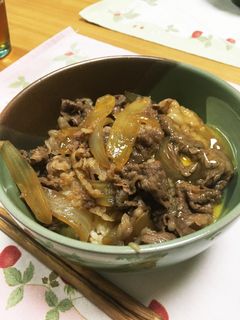 めんつゆを使ったかんたん牛丼-レシピのメイン写真