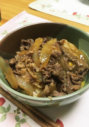 めんつゆを使ったかんたん牛丼-レシピのメイン写真